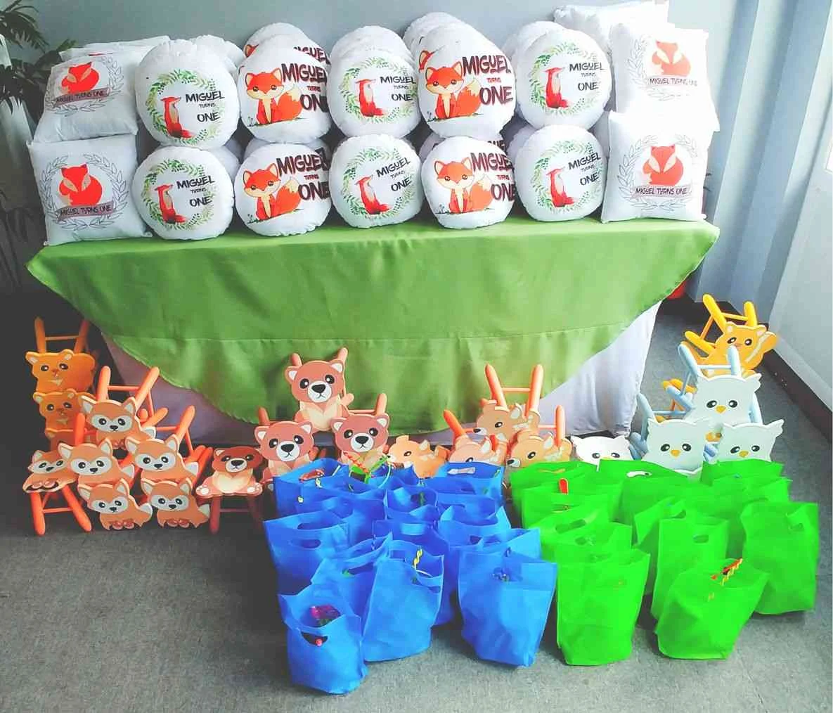 Giveaways and loot bags for Miguel's first birthday