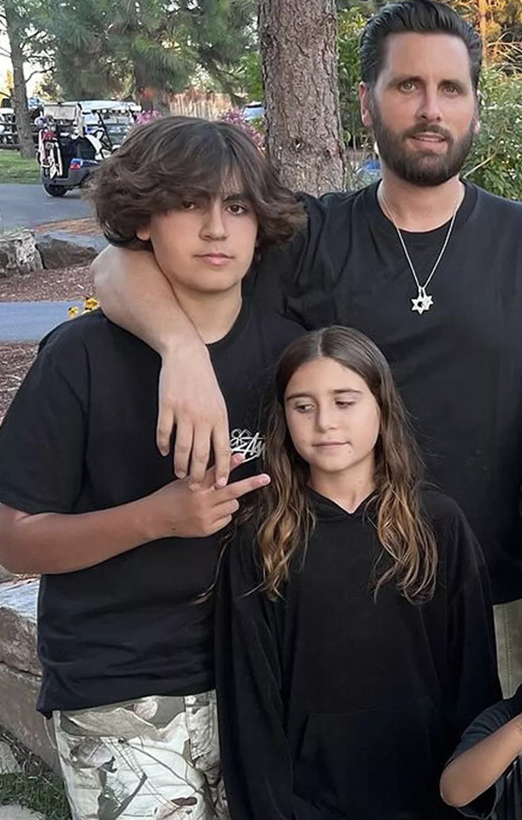 Scott Disick mengakui dia ingin meninggalkan Los Angeles dan pindah ke New York bersama putra tertua Mason setelah ‘kekacauan’ kebakaran hutan

 – Beragampengetahuan