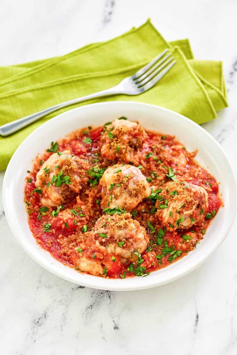 Olive Garden Meatball Parmigiana – Easy Copycat Recipe – Beragampengetahuan
