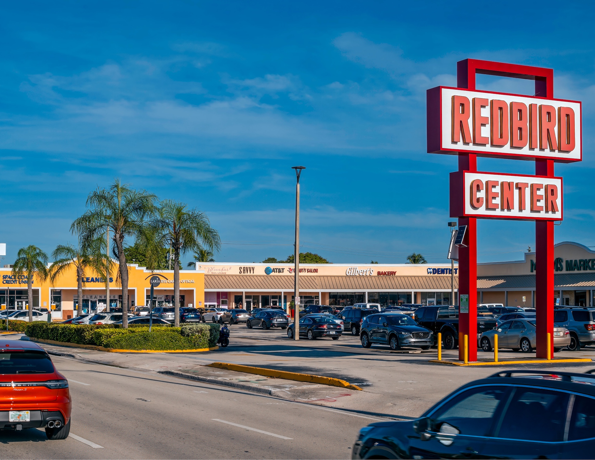 Asana Partners mengambil pusat perbelanjaan Miami

 – Beragampengetahuan