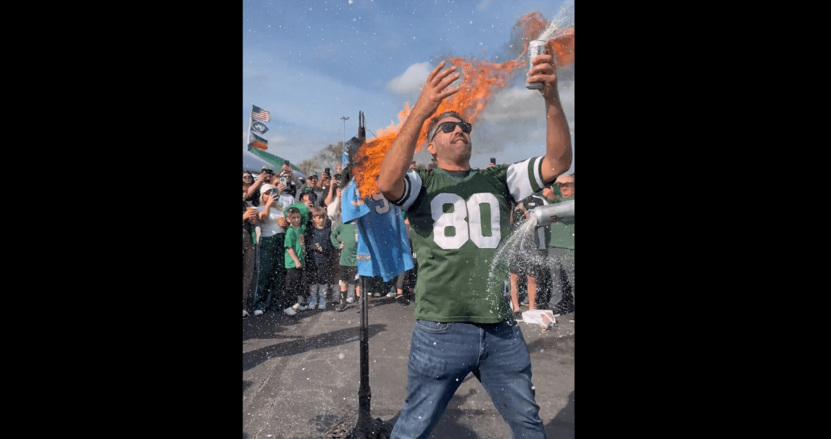 Tradisi tailgating Jets ini sangat menyedihkan.

 – Beragampengetahuan