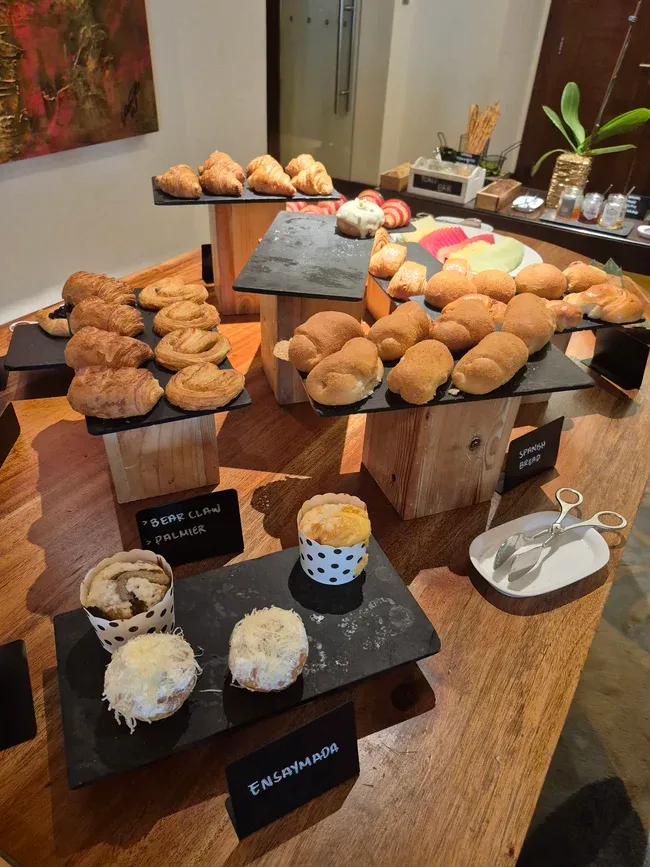 Stasiun Roti di Horizon Club