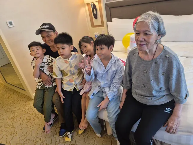 Penginapan di Edsa Shangri-La Hotel