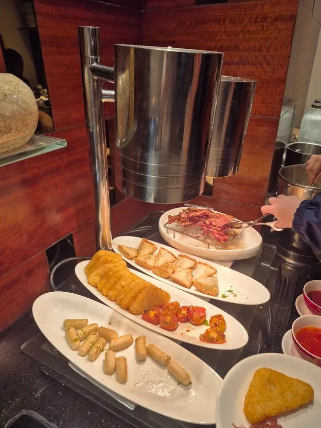 Makanan untuk sarapan di Horizon Club