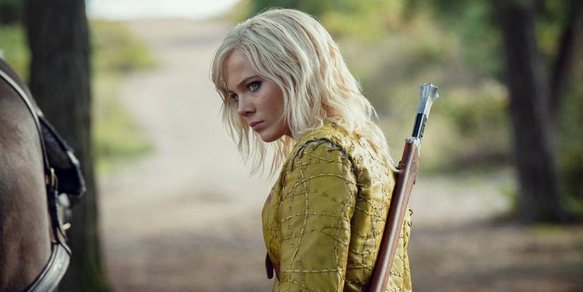 Freya Allan berperan sebagai Ciri di The Witcher Musim 4