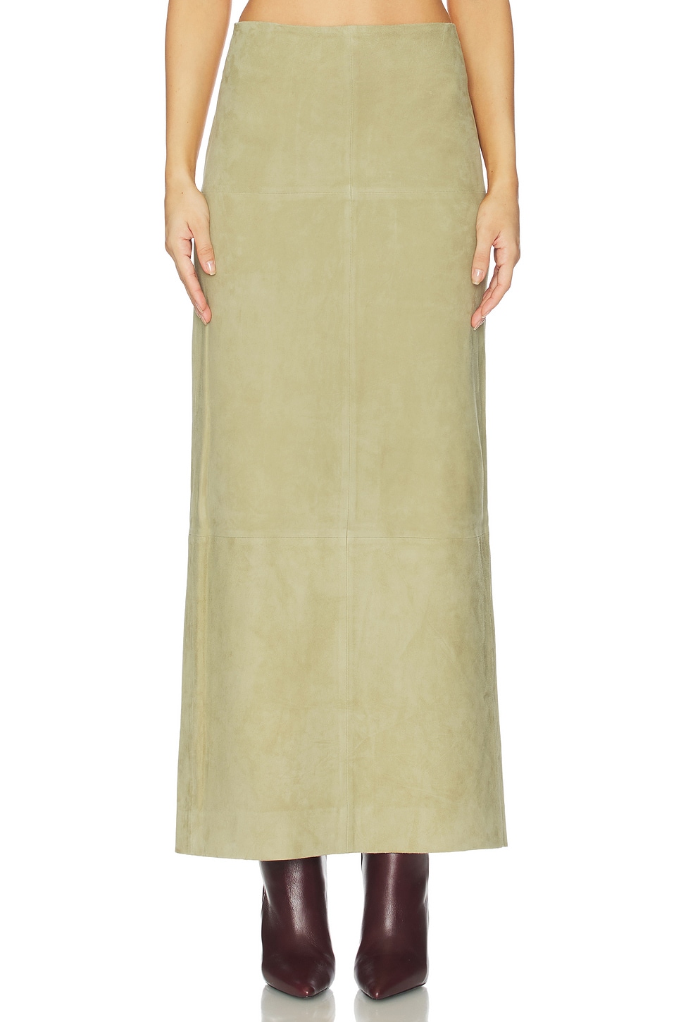 Rok Sonya berbahan suede