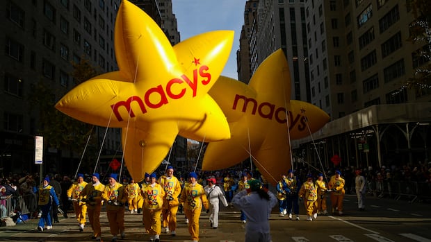 Parade Hari Thanksgiving Macy dalam Foto

 – Beragampengetahuan