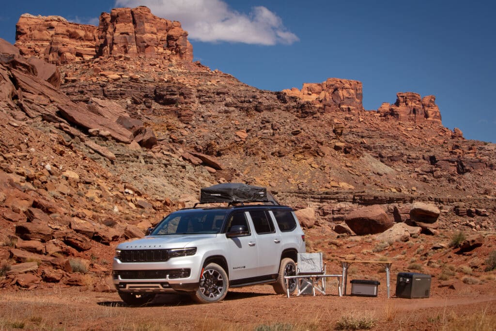 Jeep meluncurkan Wagoneer Overland 2025 eksklusif untuk menarik pembeli SUV outdoor

 – Beragampengetahuan