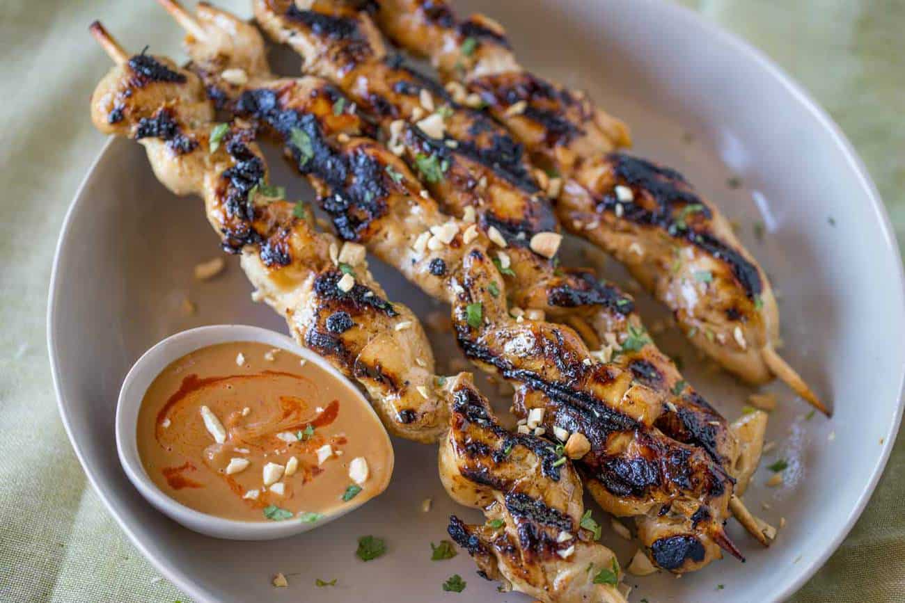 Sate Ayam dengan saus kacang

 – Beragampengetahuan