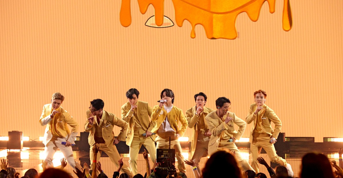 Kafe di Busan ini seperti Mini Association of Nations of BTS Fans

 – Beragampengetahuan