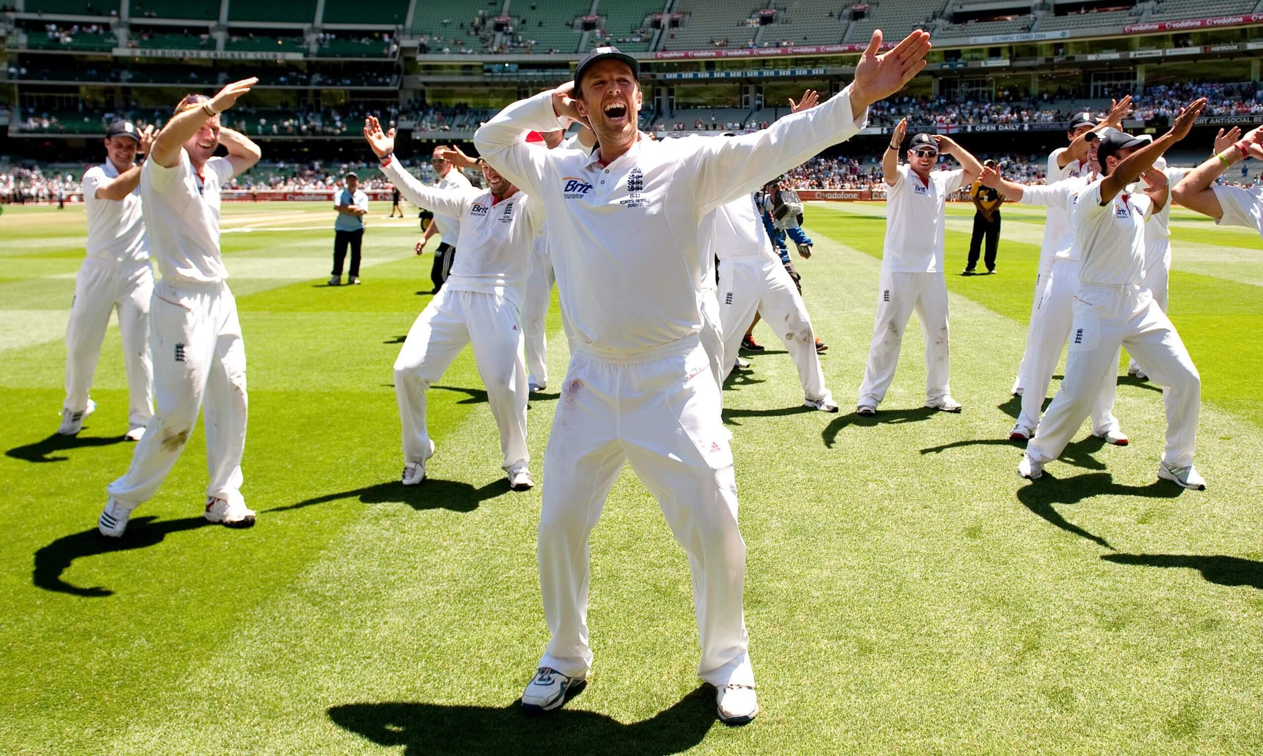Graeme Swann conducts the England team through a celebratory 'sprinkler' dance in Melbourne