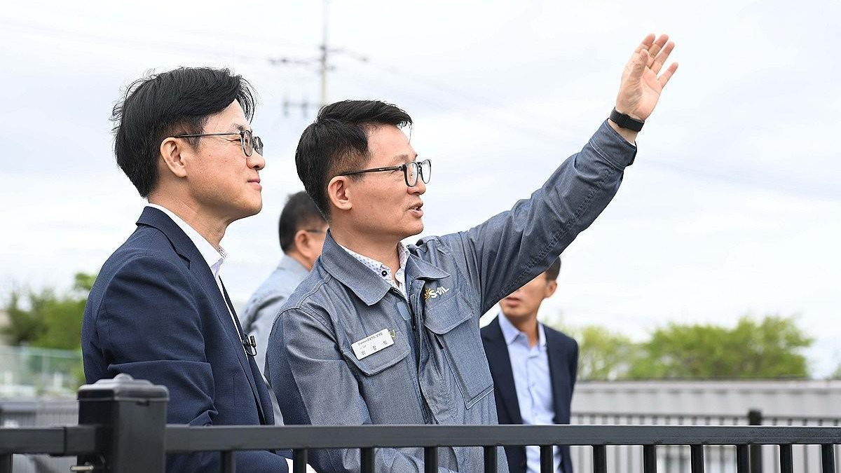 Menteri Perindustrian meminta kompleks petrokimia Yeosu untuk ‘cepat’ merencanakan restrukturisasi

 – Beragampengetahuan