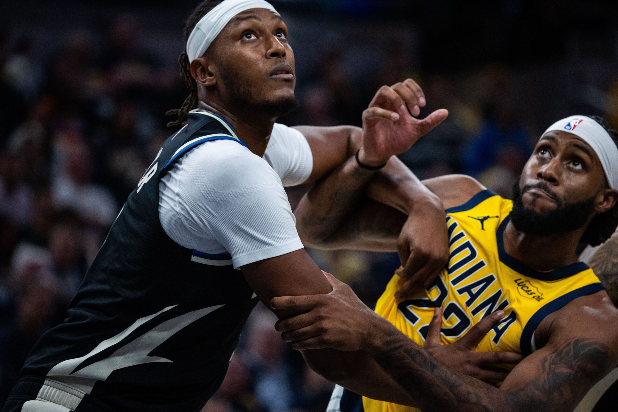 Reaksi Myles Turner dari Bucks terhadap lapangan hijau yang viral setelah kemenangan Piala NBA

 – Beragampengetahuan