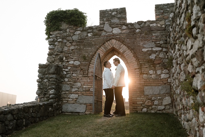 Pernikahan yang tak terlupakan di Rocca di Lonato, kastil abad pertengahan berusia seribu tahun

 – Beragampengetahuan