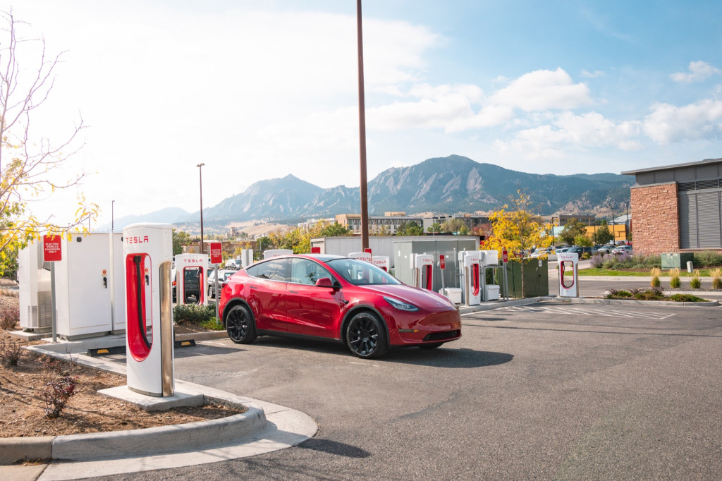 Stasiun Supercharger Tesla