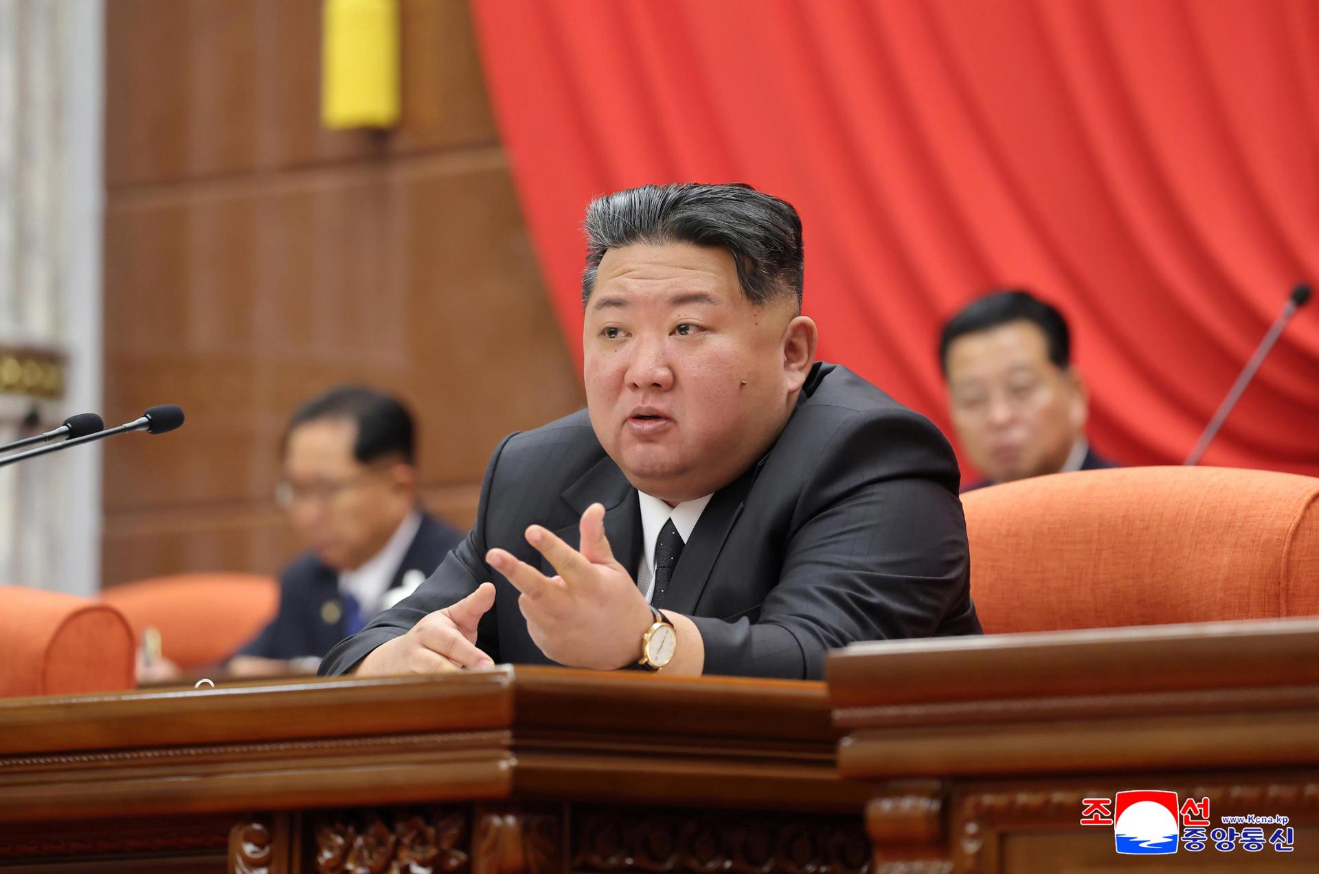 Korea Utara menyerukan perlawanan terhadap ‘paksaan Barat’ yang dipimpin oleh AS

 – Beragampengetahuan