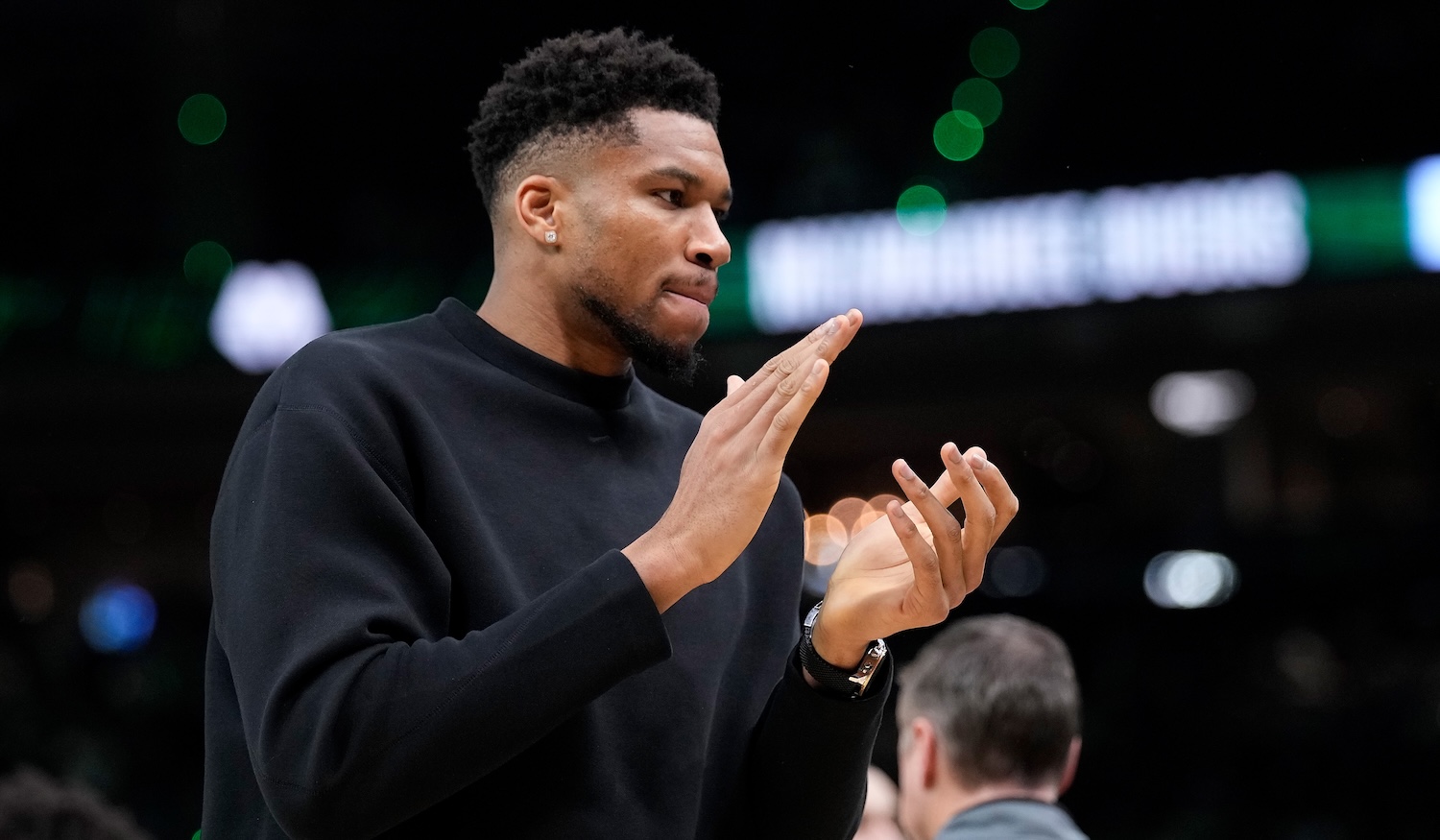 Giannis Antetokounmpo Terjebak dalam keengganan menjadi orang jahat.

 – Beragampengetahuan