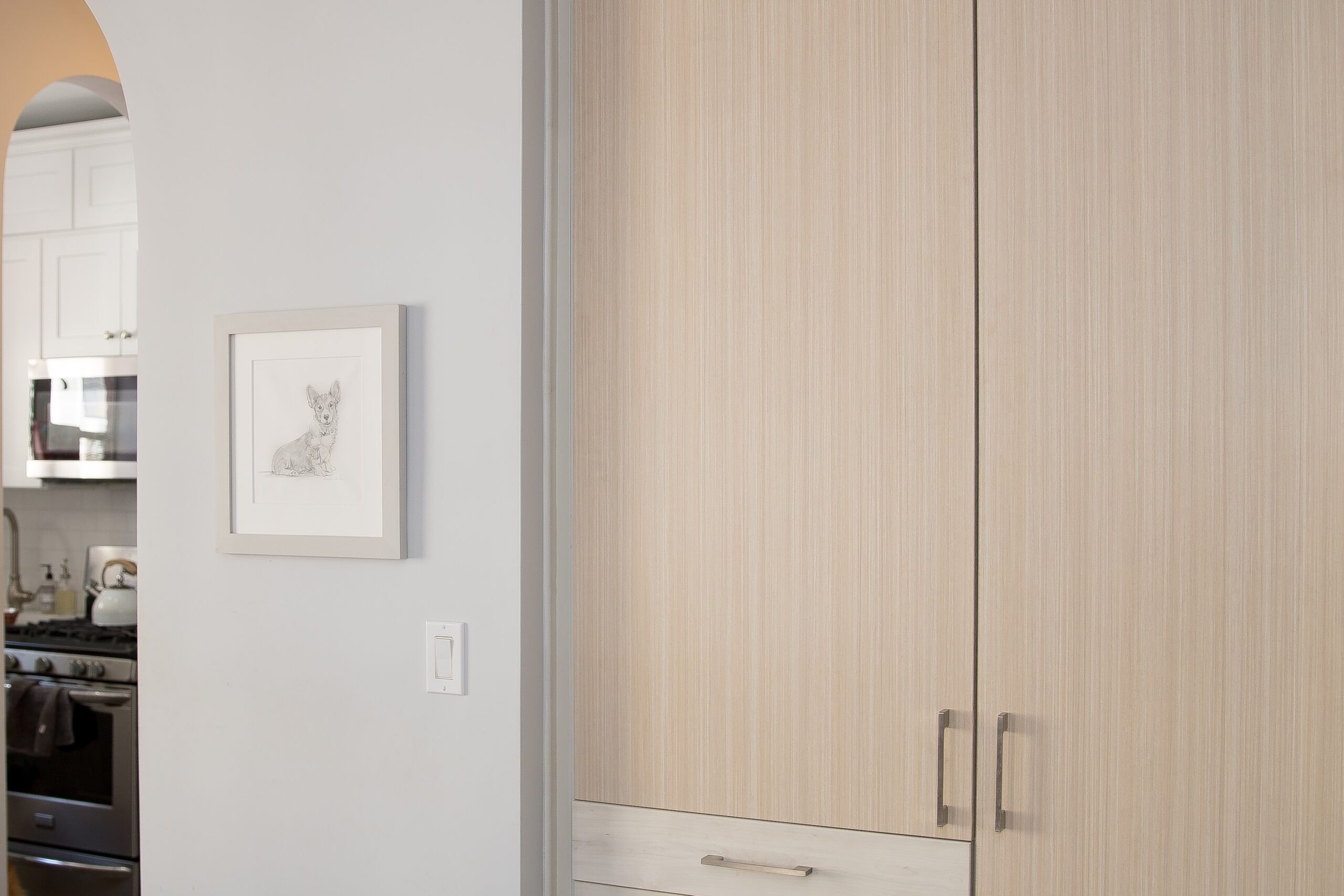 Taylor favors a neutral color palette at home.