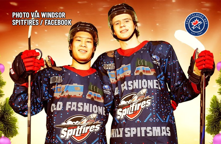 Windsor Spitfires OHL merayakan musim dengan sweter jelek – beragampengetahuan News

 – Beragampengetahuan