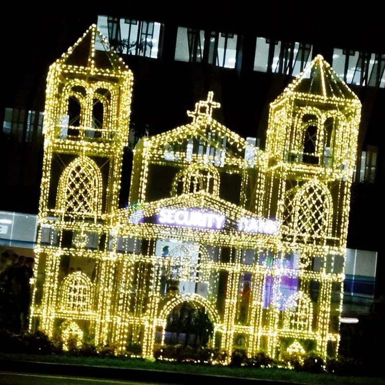 Lampu Natal di Ayala Avenue Lampu Natal di Ayala Avenue