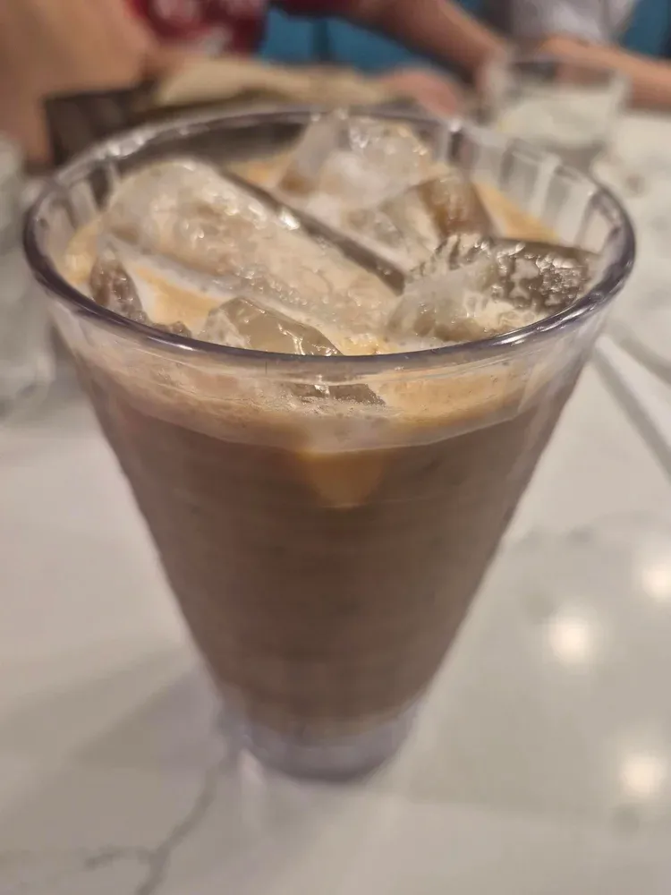 Es Hazelnut Kopi Putih OldTown