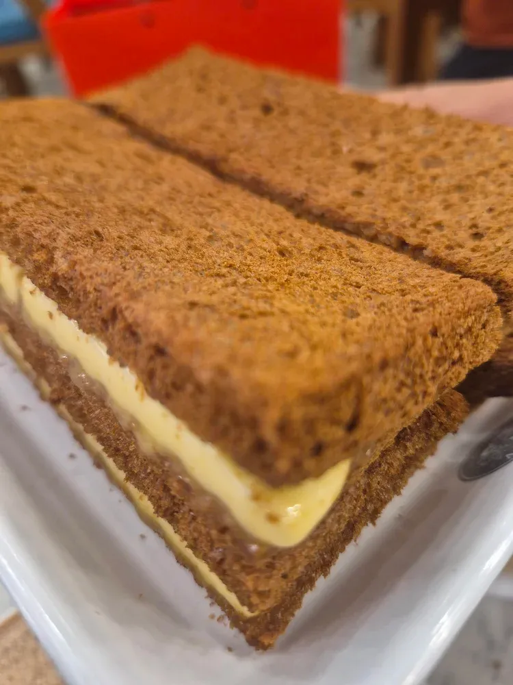 Kaya roti panggang dan mentega