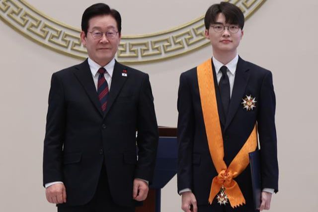Akankah Pro Gamer Faker Dimakamkan di Pemakaman Nasional?

 – Beragampengetahuan