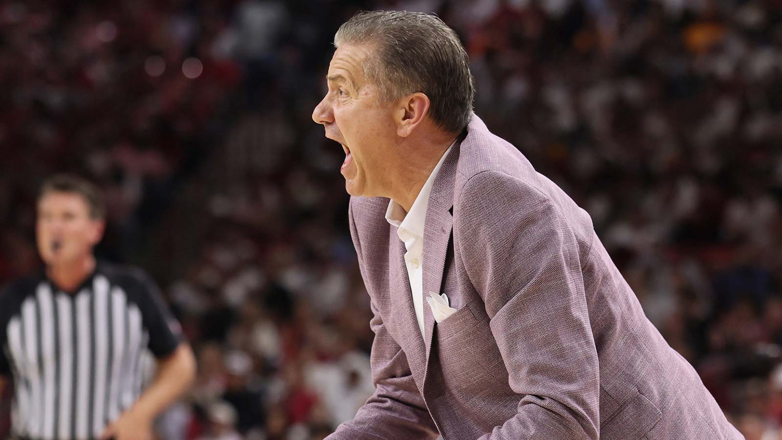 John Calipari berulang kali berbicara tentang kemenangan kosongnya.

 – Beragampengetahuan