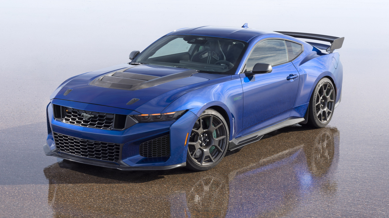 Ford Mustang Dark Horse SC supercharged mengisi kesenjangan antara Dark Horse dan GTD

 – Beragampengetahuan