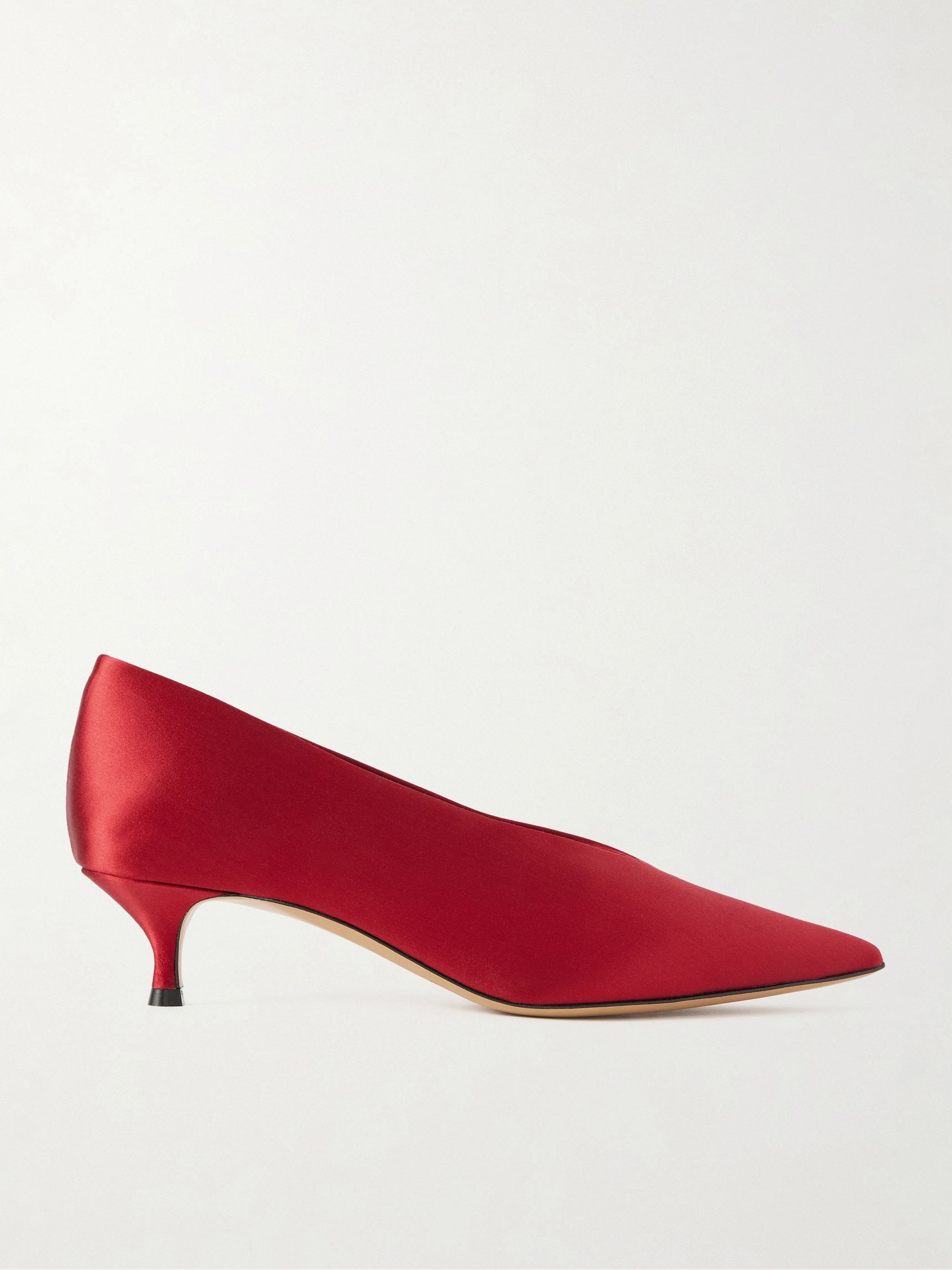 Le Monde Beryl, Pompa Satin Babouche