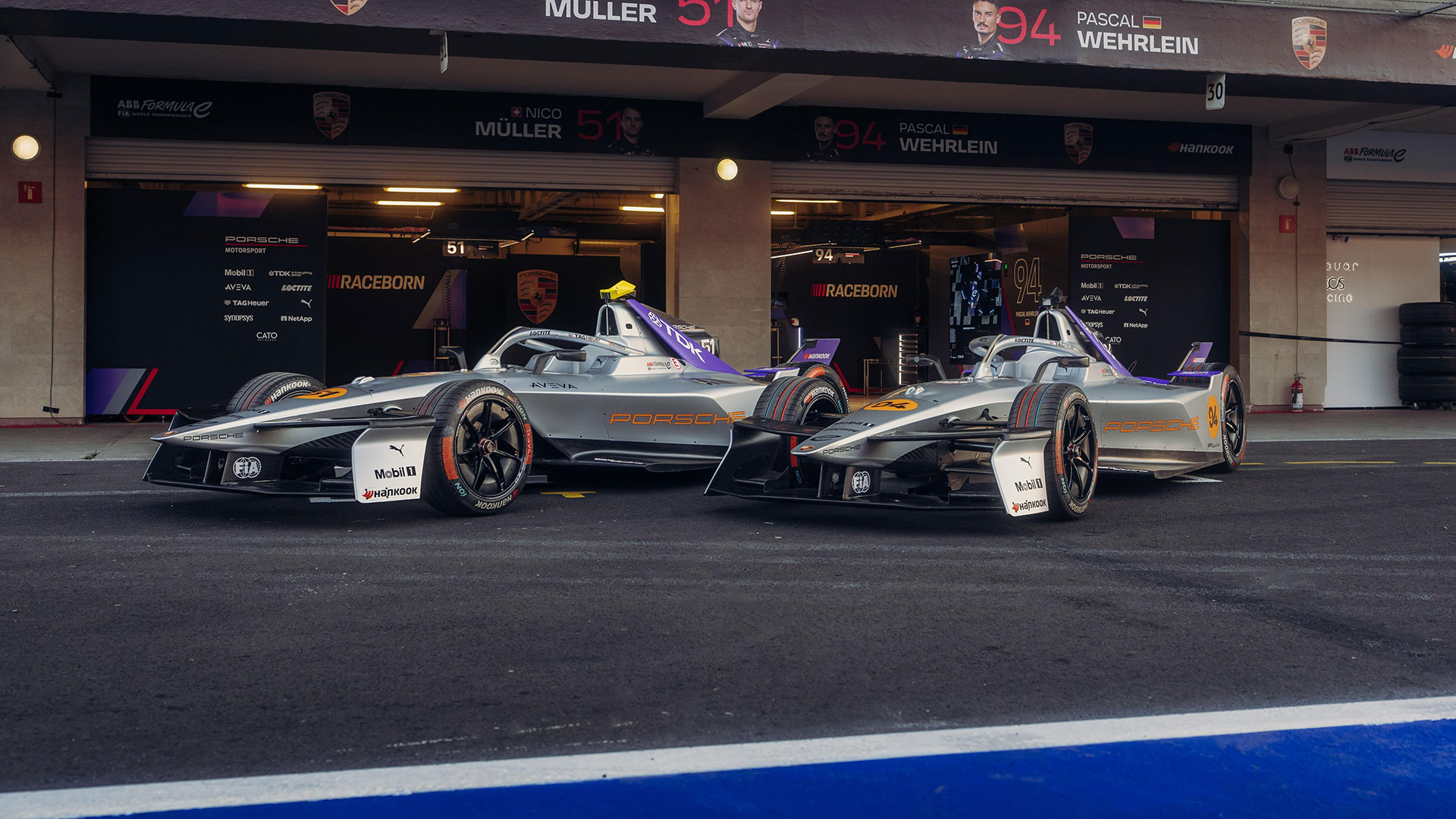 Porsche menggunakan corak penghormatan Pan Am di Mexico City

 – Beragampengetahuan