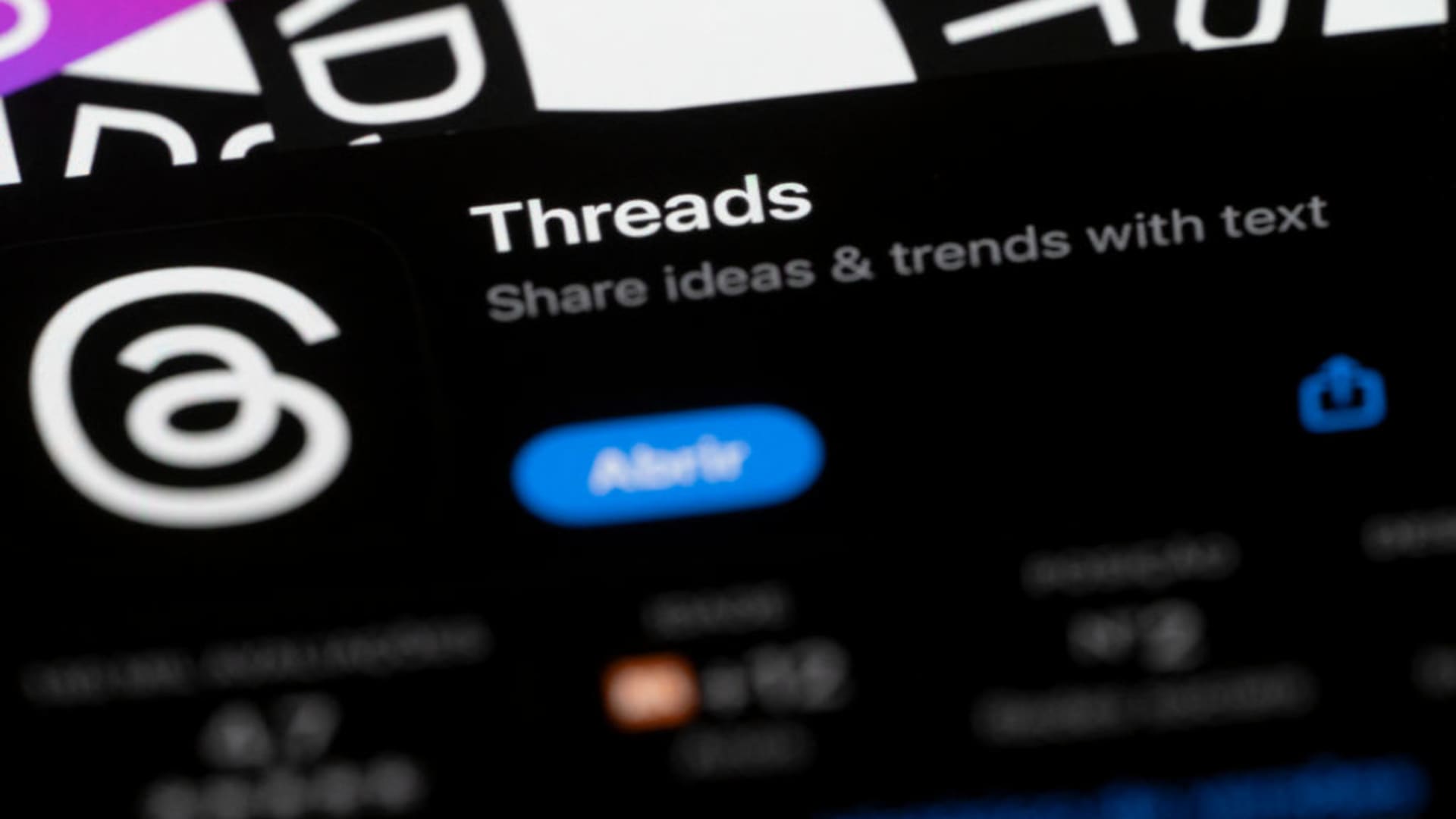 Meta meluncurkan fitur penyesuaian algoritma AI untuk thread

 – Beragampengetahuan