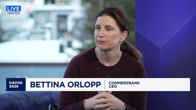 CEO Commerzbank: Merger dan akuisisi perbankan hanya masuk akal jika menciptakan nilai