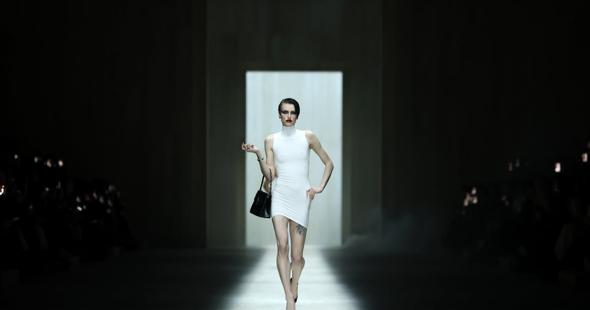 Gucci dan Demna: Aksi utama Milan

 – Beragampengetahuan