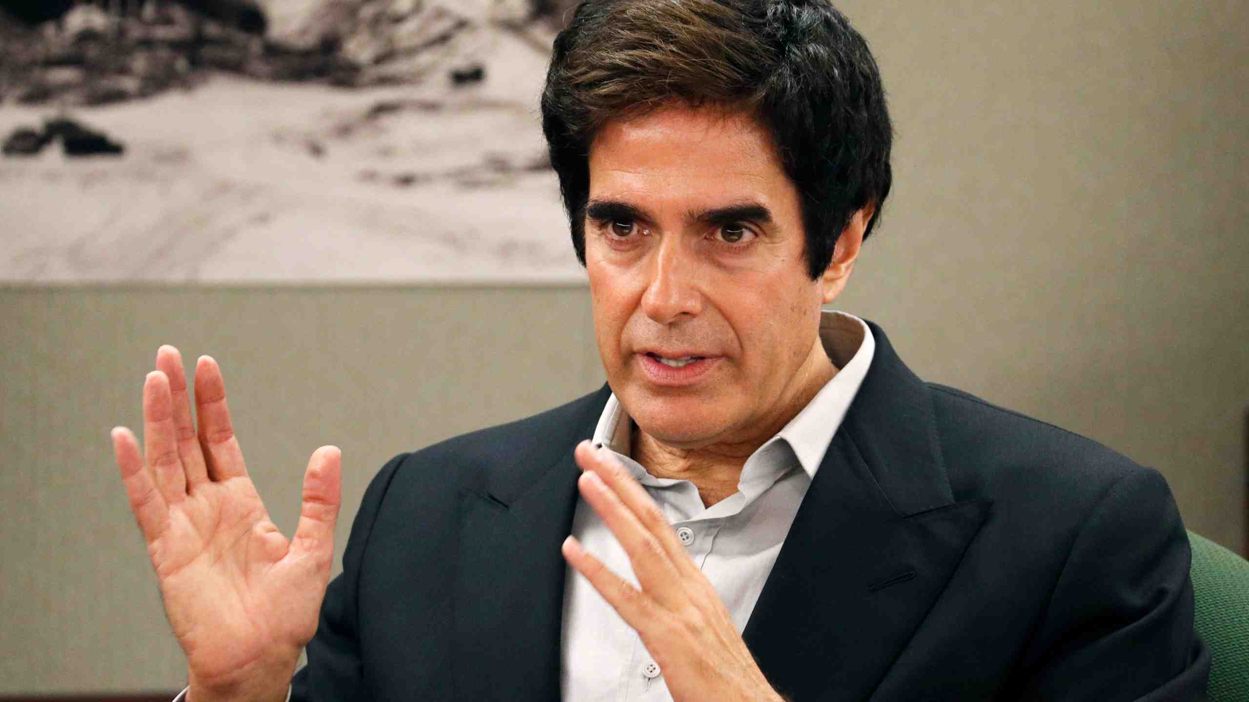 sihir? Dibalik Bromance Epstein dan David Copperfield – Film Daily

 – Beragampengetahuan