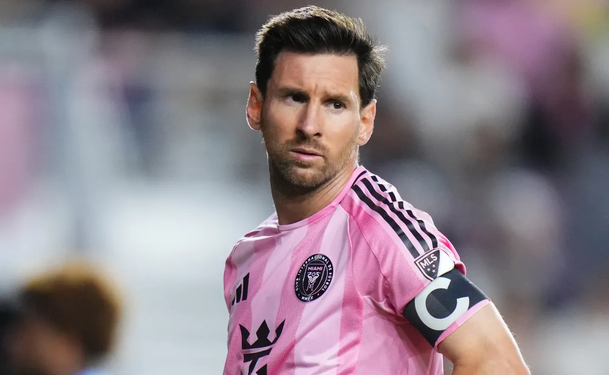 Inter Miami mengumumkan kepergian rekan setimnya yang penting Lionel Messi menjelang musim MLS 2026

 – Beragampengetahuan