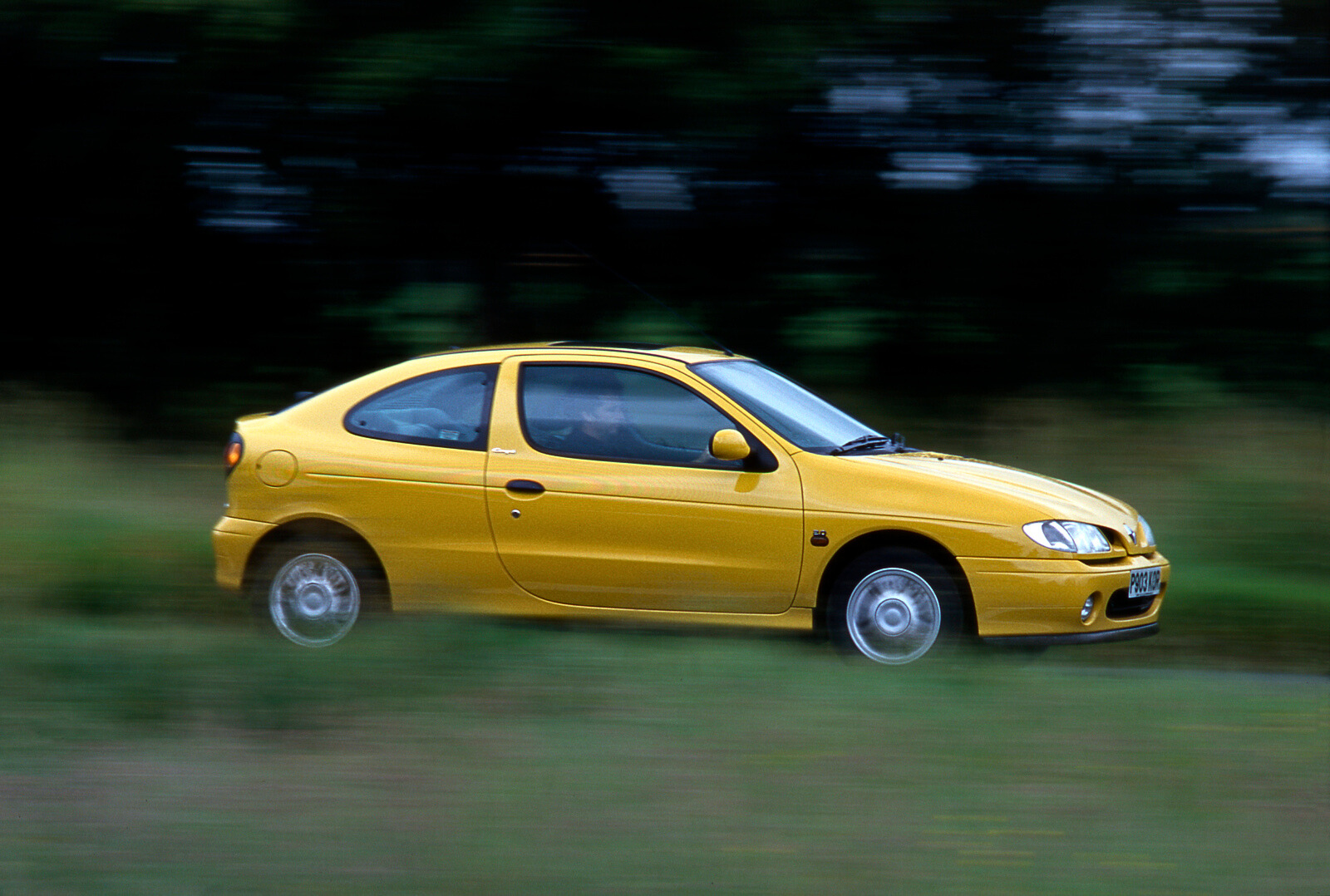 Renault Megane Coupe – Tawaran retro yang Anda lupa inginkan

 – Beragampengetahuan