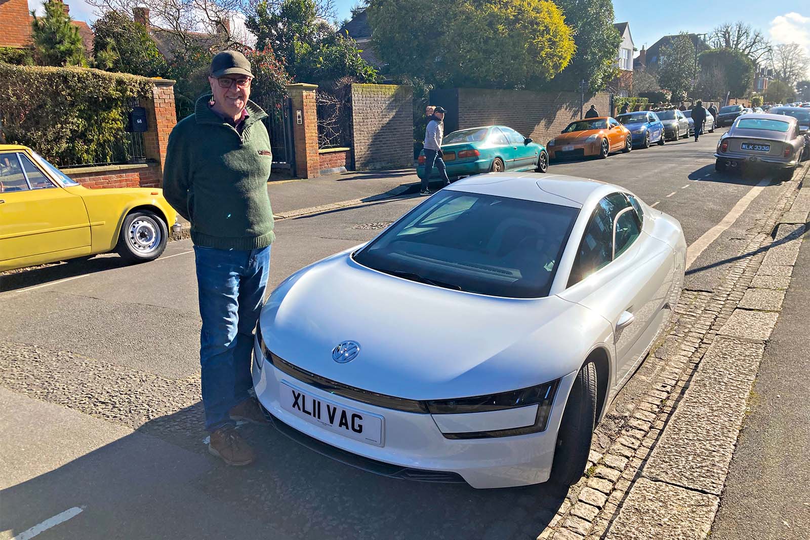 Pesawat Luar Angkasa 313 MPG: Hidup dengan Volkswagen XL1 Saya yang Sangat Langka

 – Beragampengetahuan