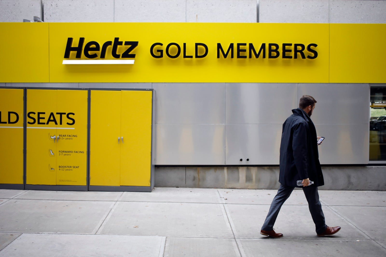 Hertz Gold+: tukarkan poin dengan rental mobil, dll.

 – Beragampengetahuan